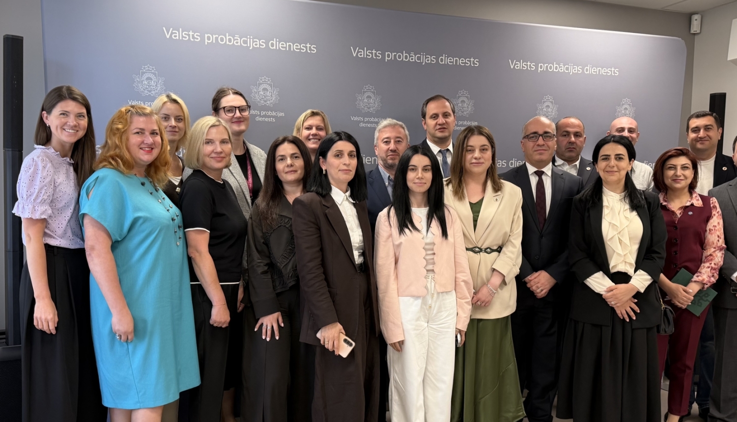 Latvijas un Armēnijas delegācijas