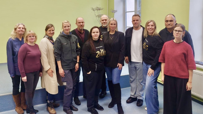 Cilvēks cilvēkam akcijas viesi un organizatori