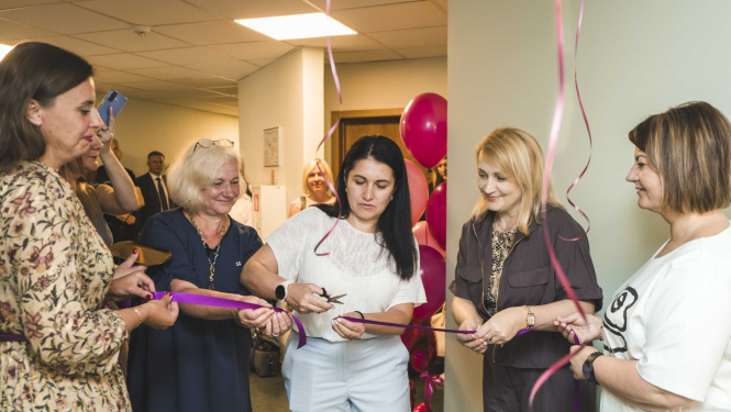 VPD amatpersonas griež  telpu atklāšanas lenti