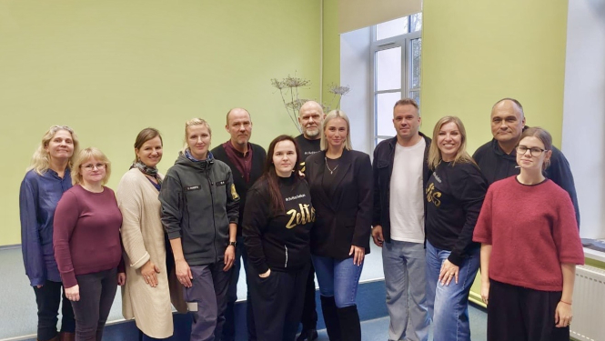 Cilvēks cilvēkam akcijas viesi un organizatori