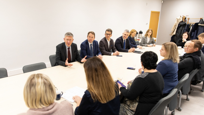 Saeimas Juridiskā komisija tiekas ar VPD pārstāvjiem