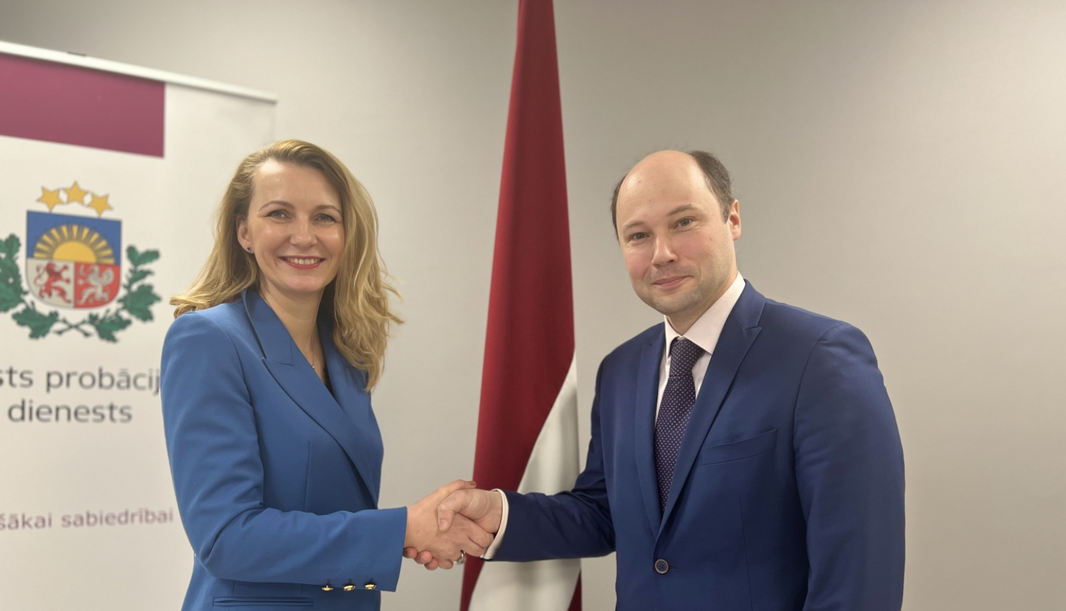 Tieslietu ministre sarokojās ar Valsts probācijas dienesta vadītāju