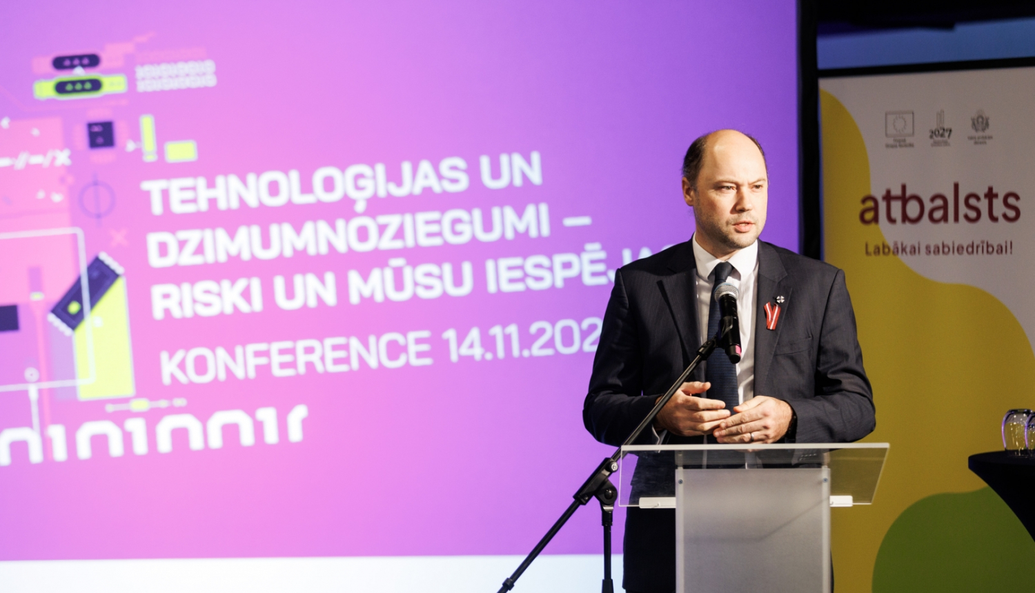 VPD vadītājs Imants Jurevičius uzrunā konferences dalībniekus